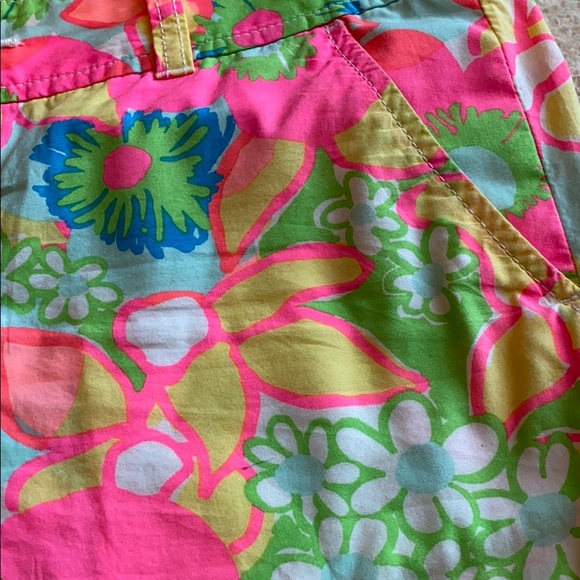 Shorts - Picture 2 of 5